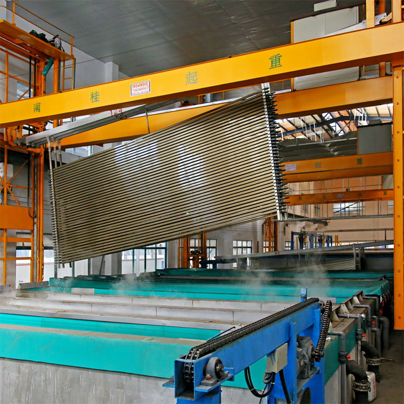 氧化、電泳生產(chǎn)線